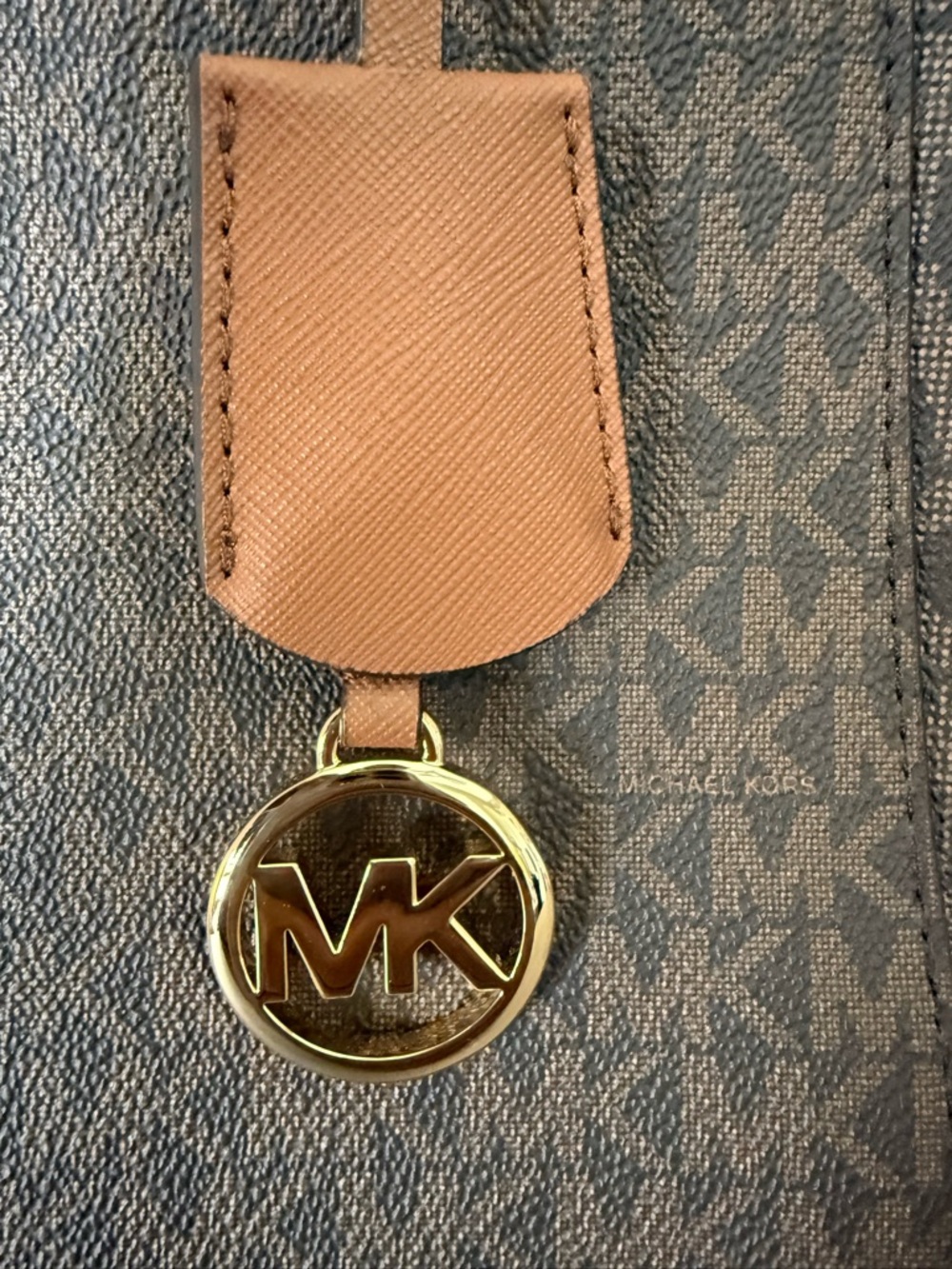 Michael Kors Jet Set -Dark Brown MK Signature Logo Shoulder Bag - Picture 3 of 15